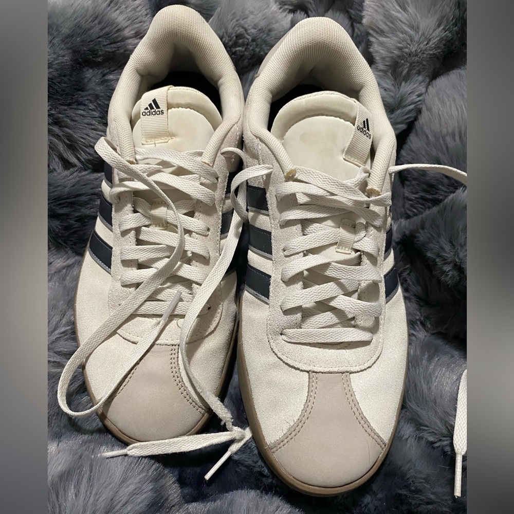 Adidas Men's Cream and Black Sneakers